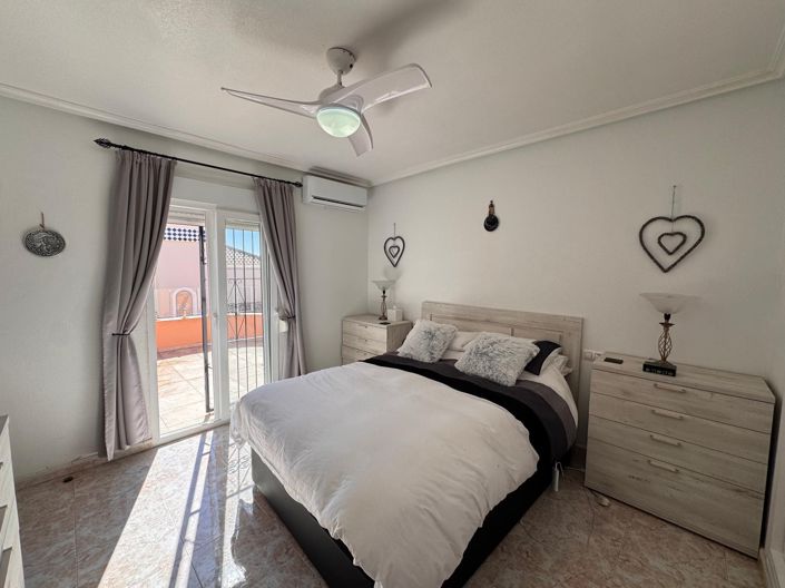 Image No.21-3 Bed Villa for sale