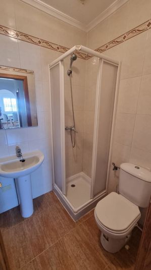 Image No.8-3 Bed Townhouse for sale