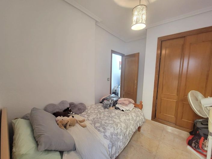 Image No.20-3 Bed Townhouse for sale