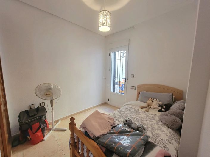 Image No.21-3 Bed Townhouse for sale