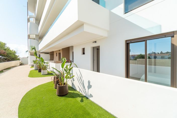 Image No.33-3 Bed Apartment for sale