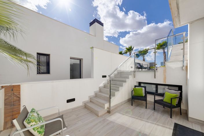 Image No.33-3 Bed Villa for sale