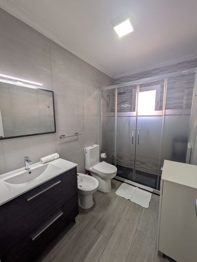 Image No.21-3 Bed Townhouse for sale