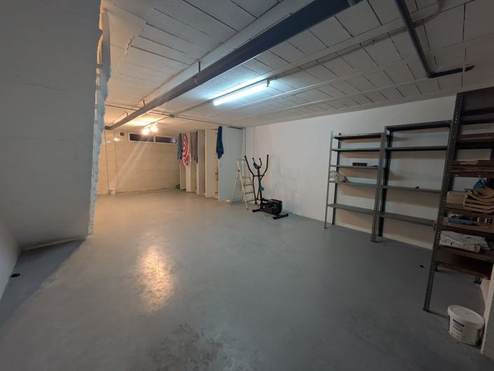 Image No.31-3 Bed Townhouse for sale