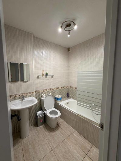 Image No.12-2 Bed Apartment for sale