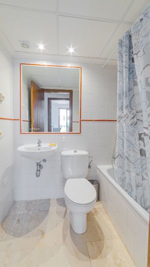 Image No.13-2 Bed Apartment for sale