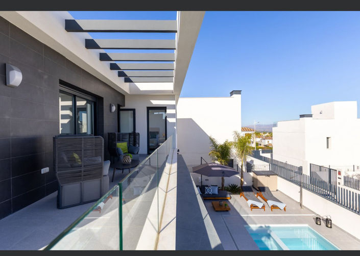 Image No.6-3 Bed Villa for sale