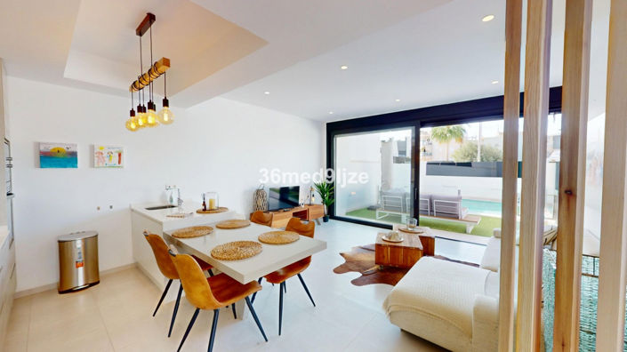 Image No.14-3 Bed Villa for sale