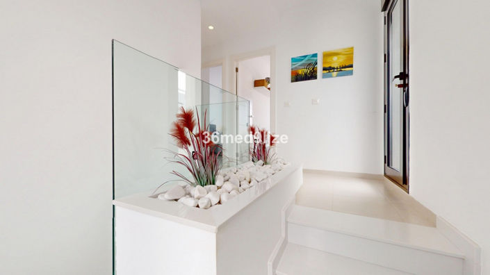 Image No.18-3 Bed Villa for sale