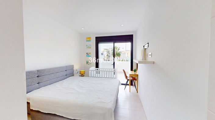 Image No.22-3 Bed Villa for sale