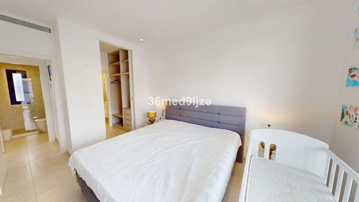 Image No.23-3 Bed Villa for sale