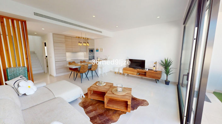 Image No.8-3 Bed Villa for sale