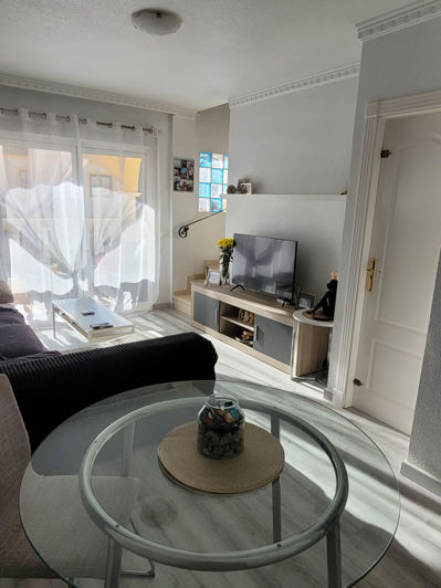 Image No.25-2 Bed Townhouse for sale