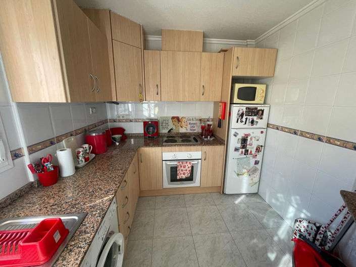 Image No.12-3 Bed Townhouse for sale