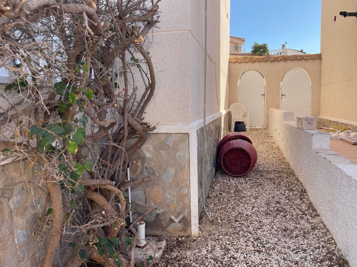 Image No.3-3 Bed Townhouse for sale