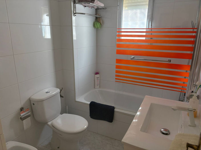 Image No.9-2 Bed Townhouse for sale