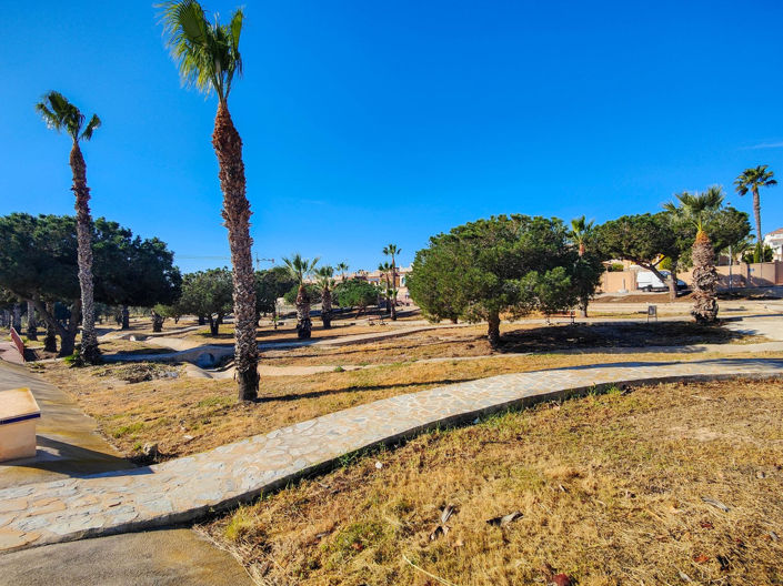 Image No.49-2 Bed Townhouse for sale