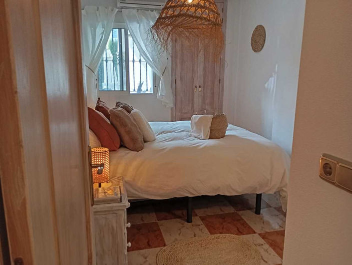 Image No.37-2 Bed Apartment for sale