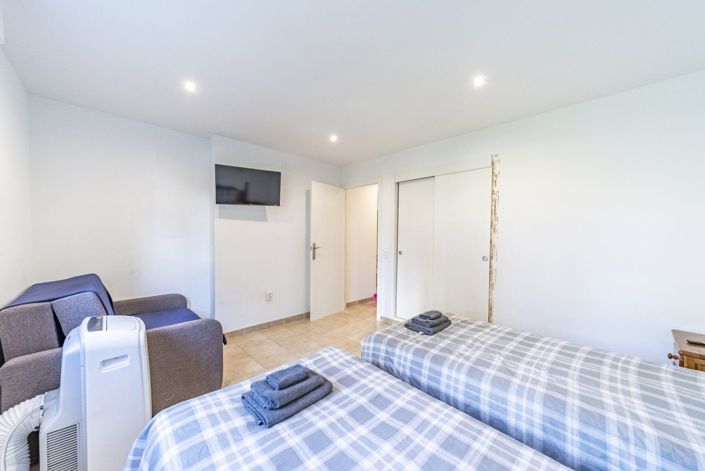 Image No.21-2 Bed Apartment for sale