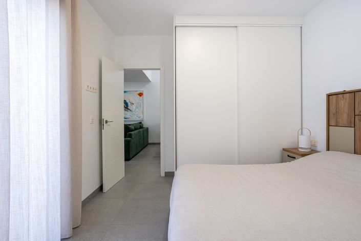 Image No.13-3 Bed Villa for sale