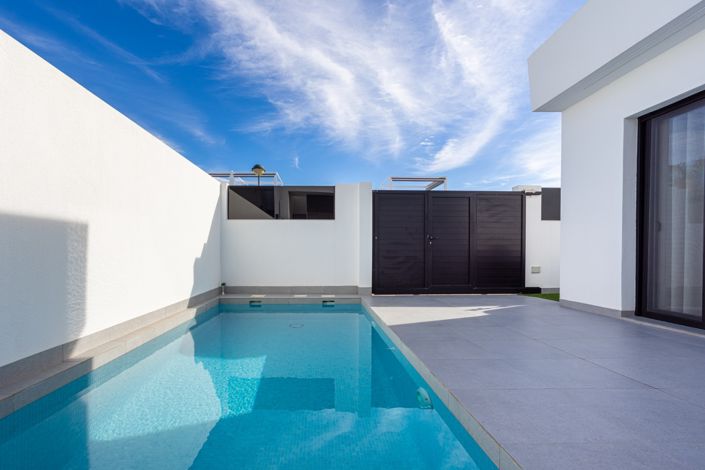 Image No.33-3 Bed Villa for sale