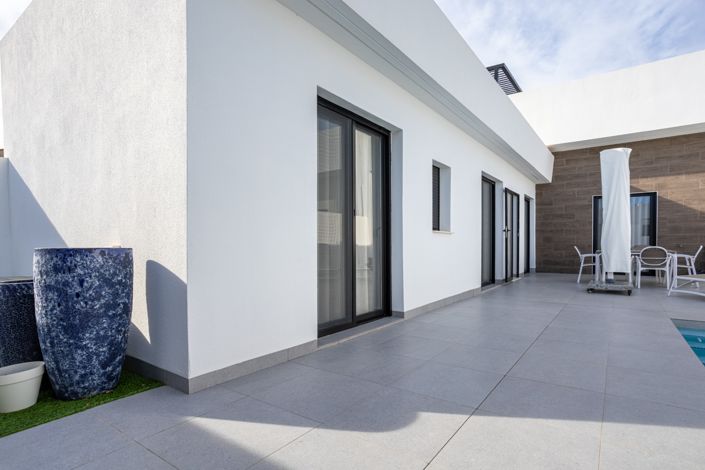 Image No.37-3 Bed Villa for sale