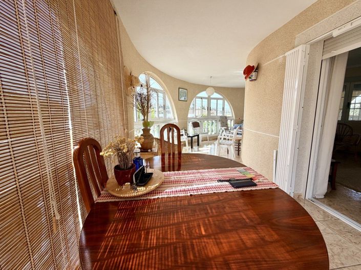 Image No.12-5 Bed Villa for sale