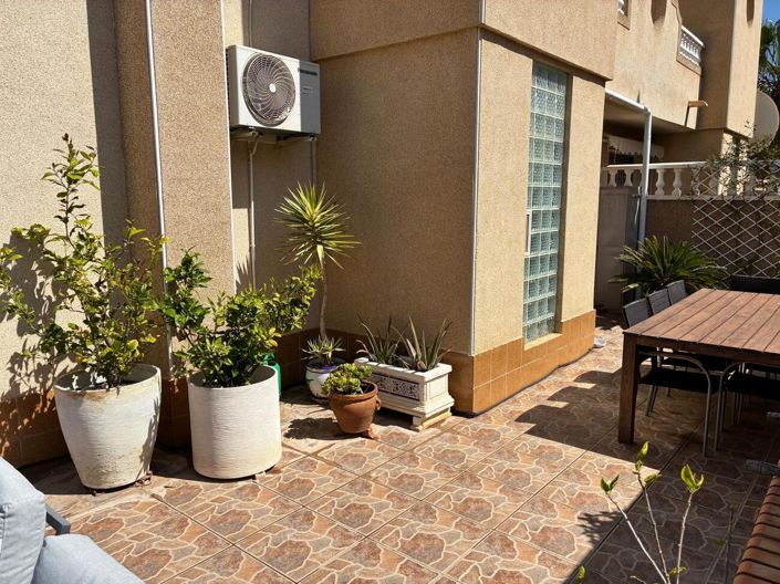 Image No.9-3 Bed Townhouse for sale