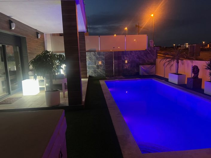 Image No.43-3 Bed Villa for sale