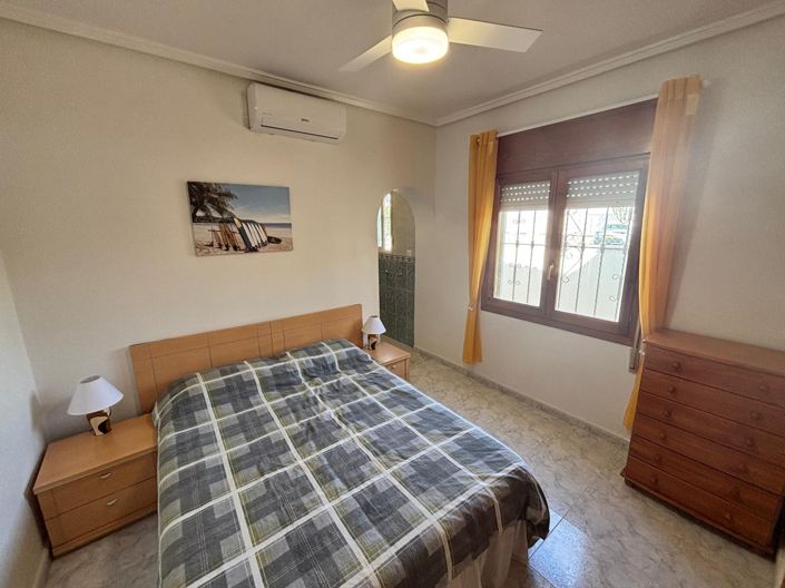 Image No.20-2 Bed Villa for sale