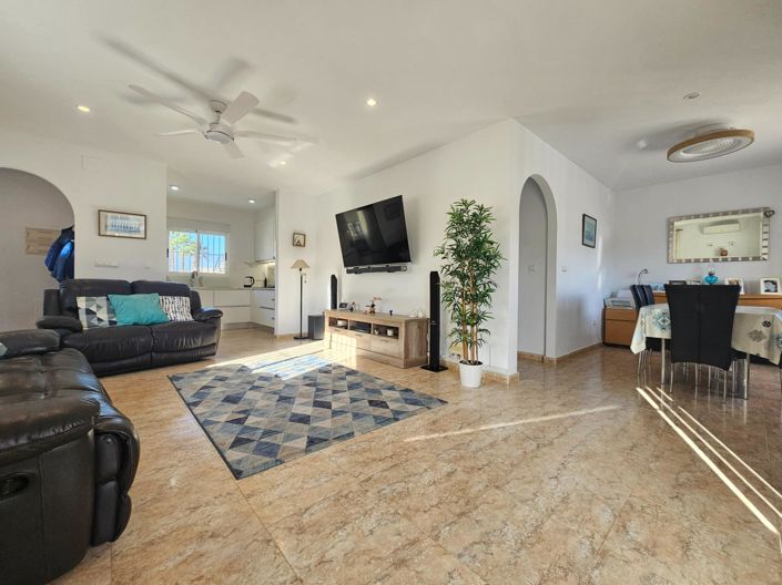 Image No.3-3 Bed Villa for sale