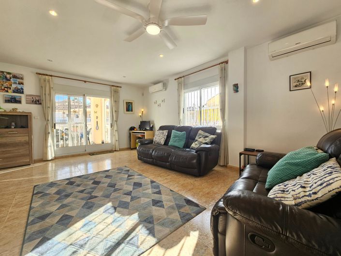 Image No.7-3 Bed Villa for sale