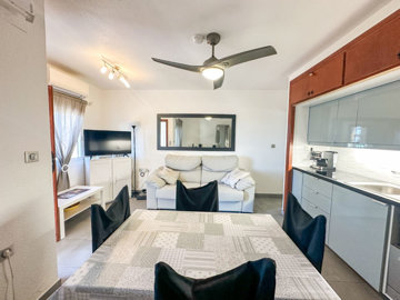 7679925b1af7bab1825b37e69369e0ca11add