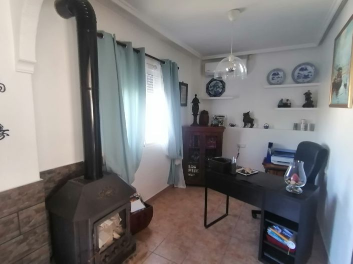 Image No.18-3 Bed Villa for sale