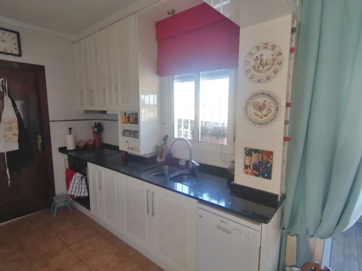 Image No.23-3 Bed Villa for sale