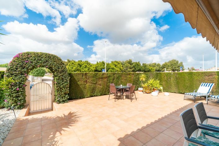 Image No.25-3 Bed Townhouse for sale