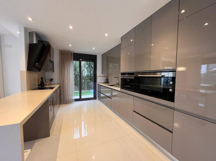 Image No.39-4 Bed Villa for sale