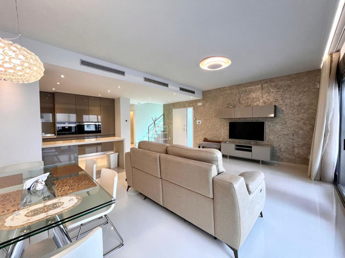 Image No.6-4 Bed Villa for sale