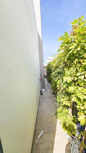 Image No.40-3 Bed Villa for sale