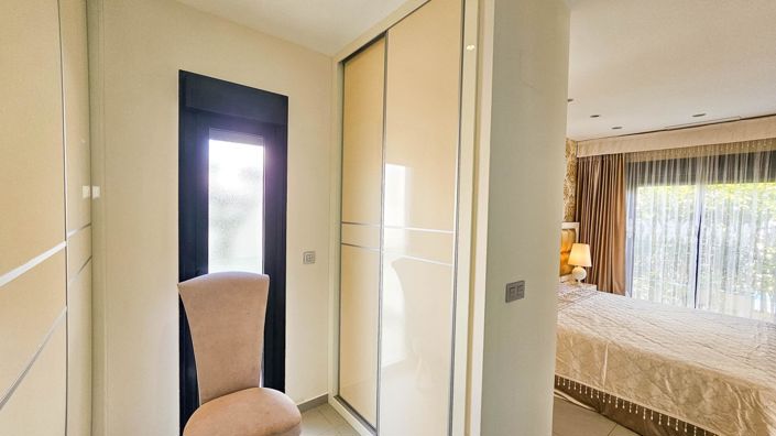 Image No.8-3 Bed Villa for sale