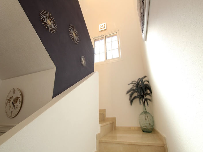 Image No.24-3 Bed Villa for sale