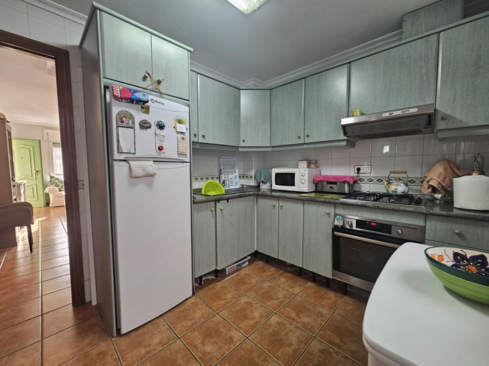 Image No.10-3 Bed Townhouse for sale