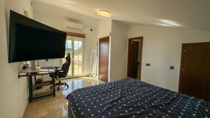 Image No.33-3 Bed Townhouse for sale