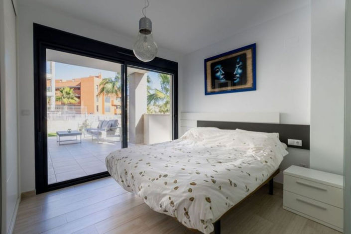 Image No.13-2 Bed Apartment for sale