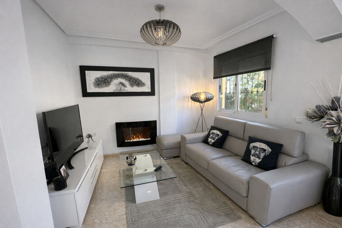 Image No.5-2 Bed Townhouse for sale