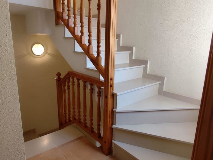 Image No.30-2 Bed Townhouse for sale