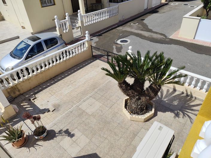 Image No.36-2 Bed Townhouse for sale