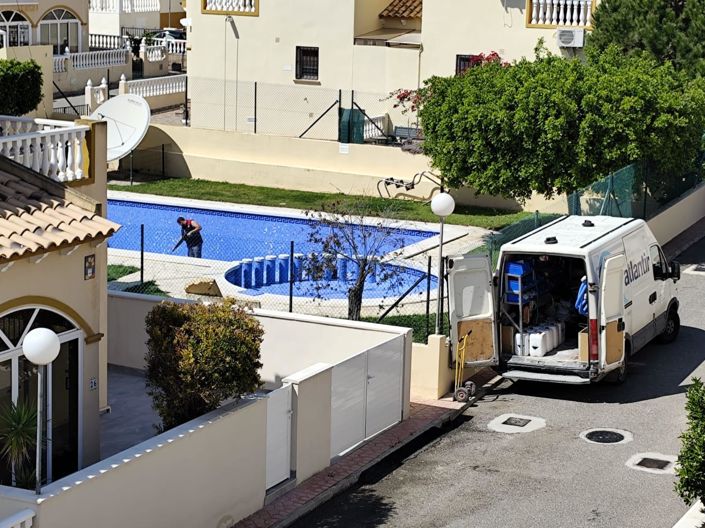 Image No.40-2 Bed Townhouse for sale