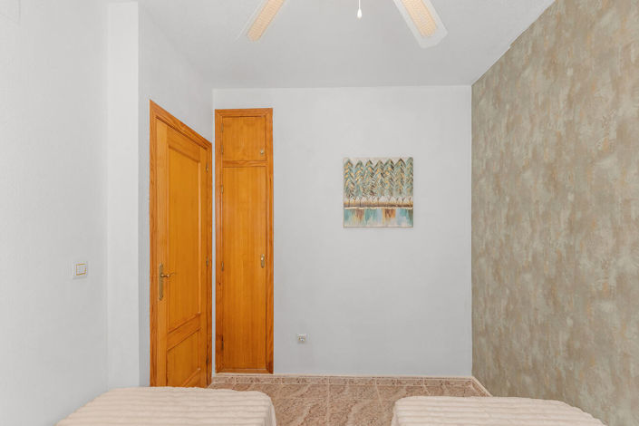 Image No.22-2 Bed Townhouse for sale