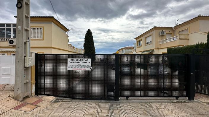 Image No.27-2 Bed Apartment for sale